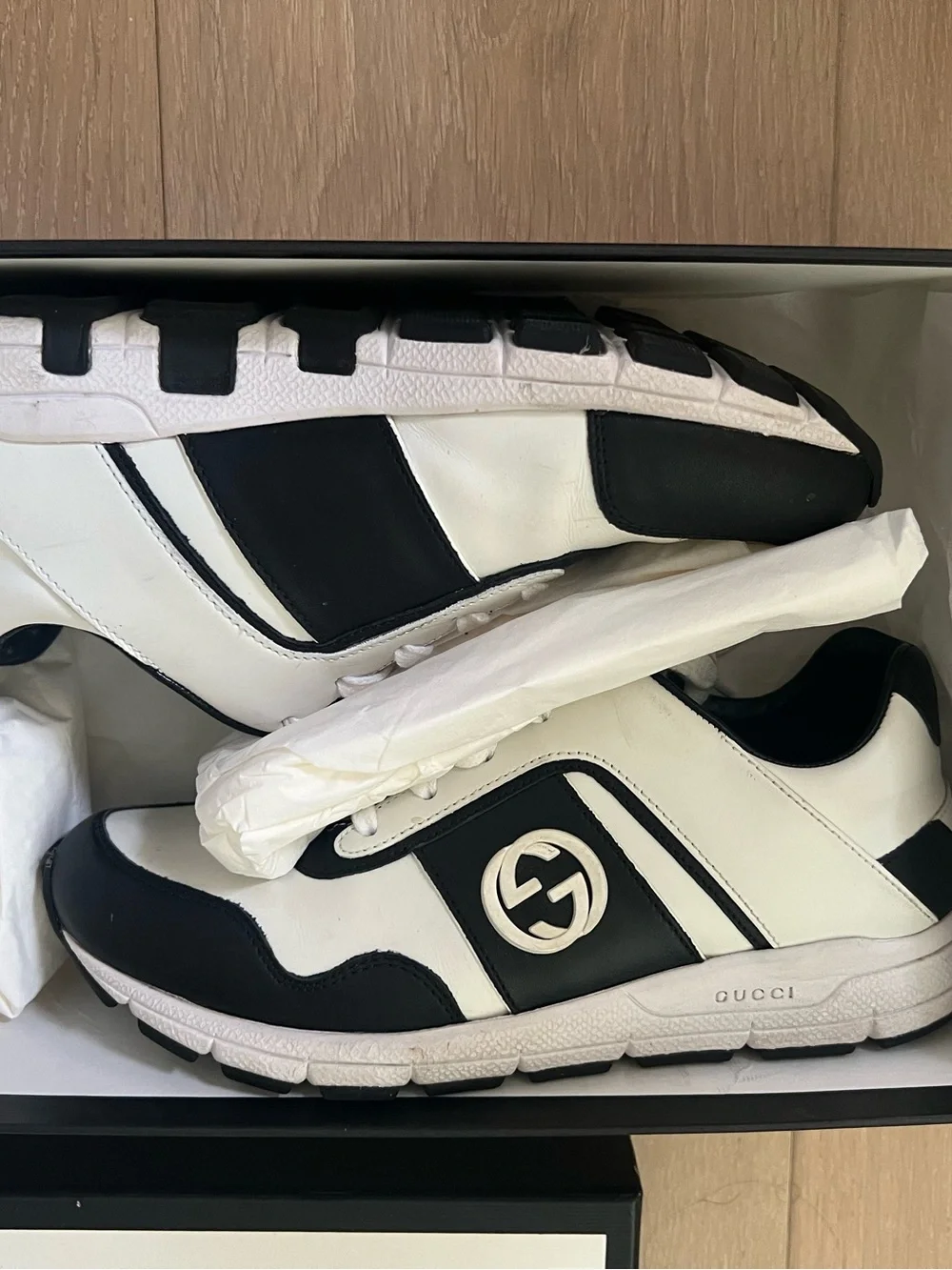Gucci luxury low